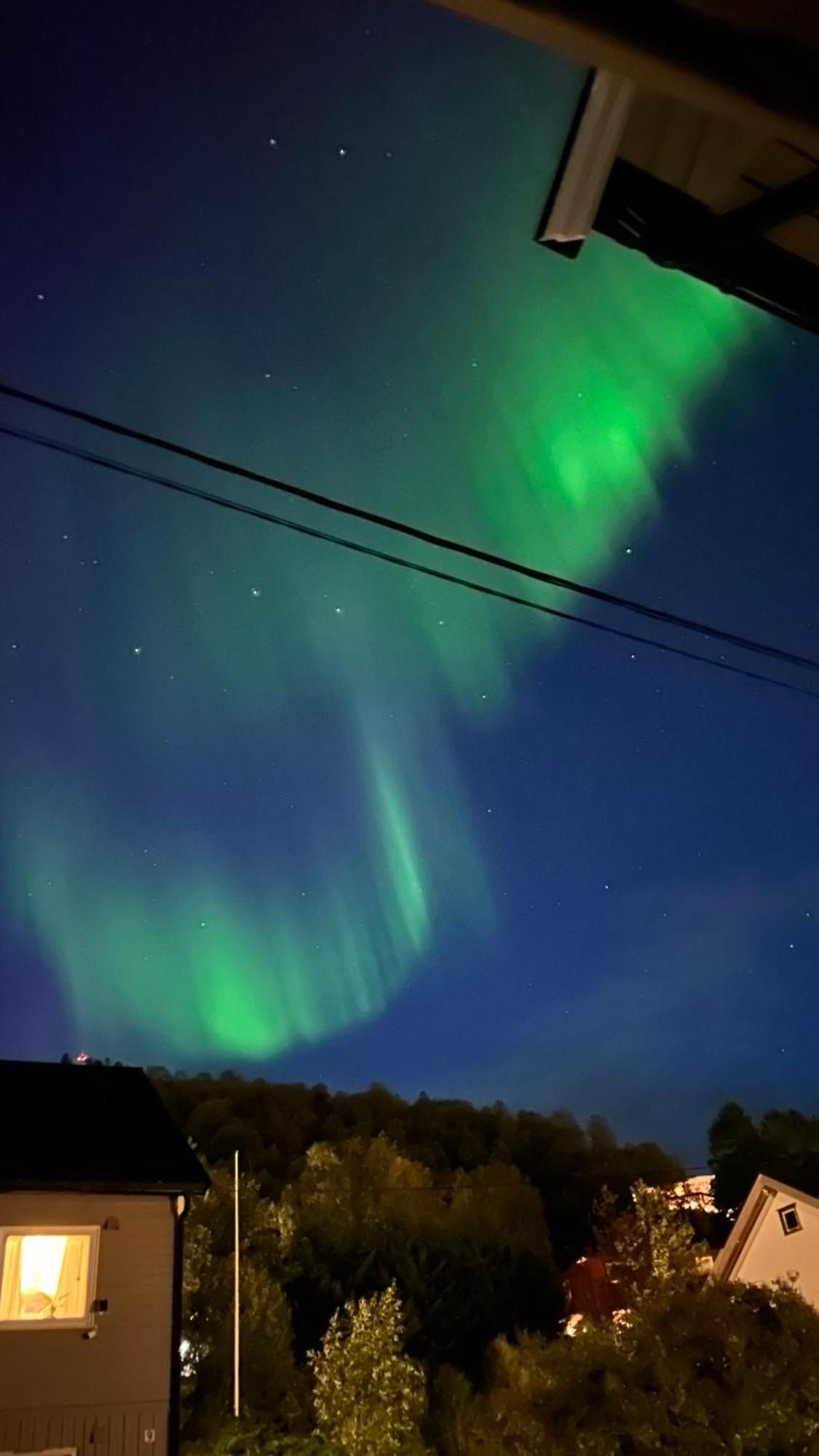 Koselig Hus Til Leie Pa Stokmarknes I Vesteralen Apartment Bagian luar foto